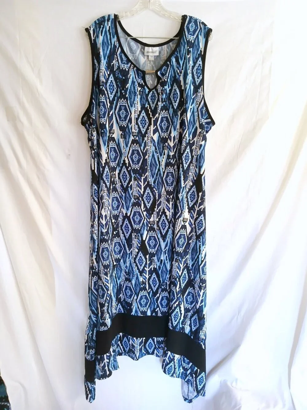 Avenue sleeveless maxi